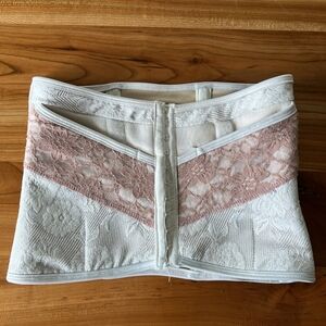 Dene Adams ladies Corset Holster